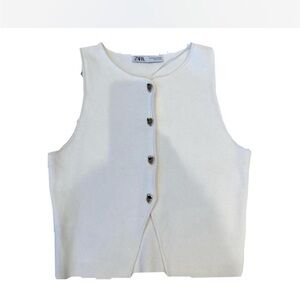 Zara Cream Sleeveless Button-Up Top